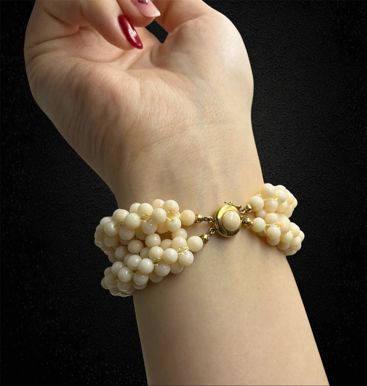 Coral pearl bracelet