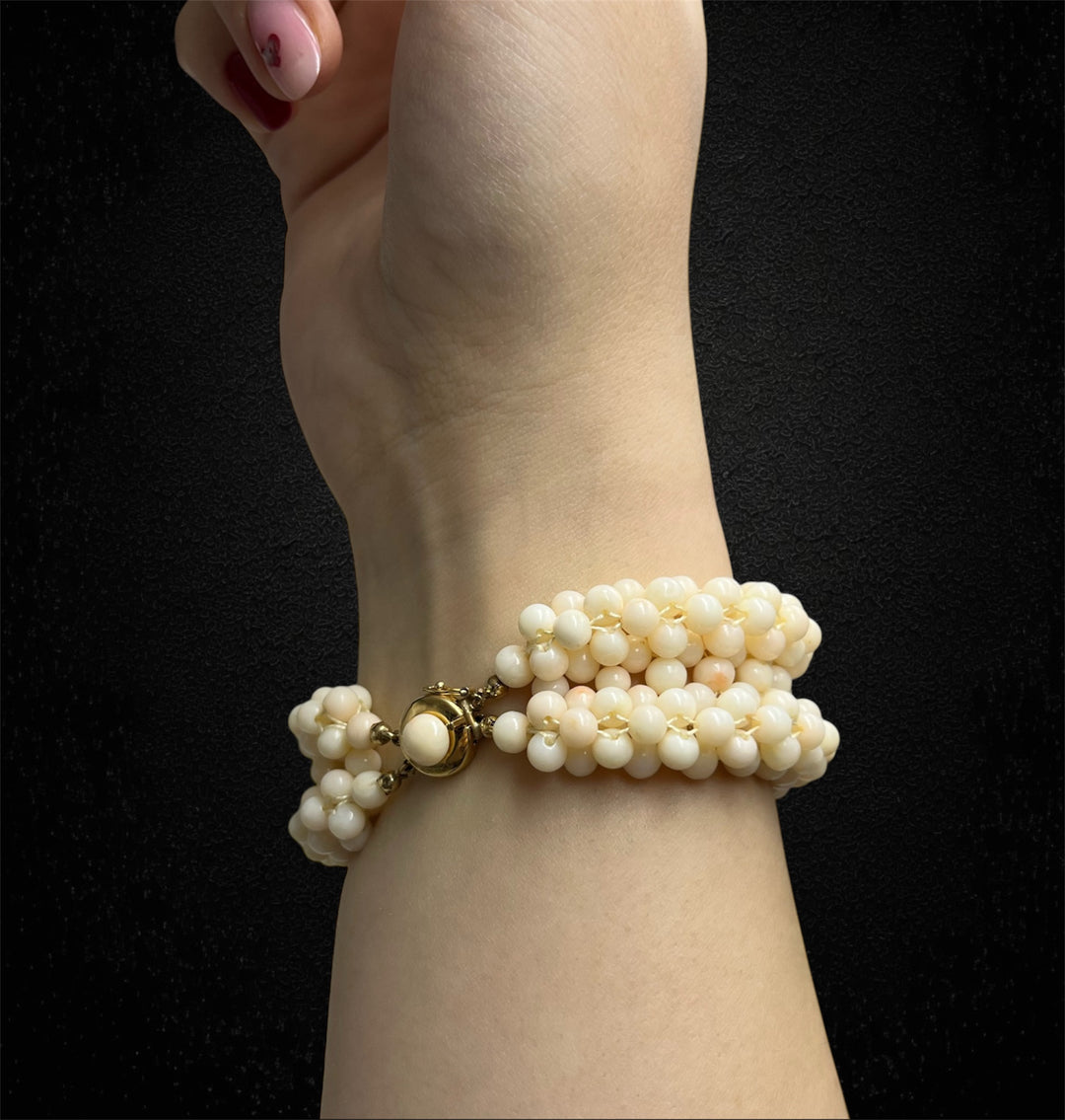 Coral pearl bracelet