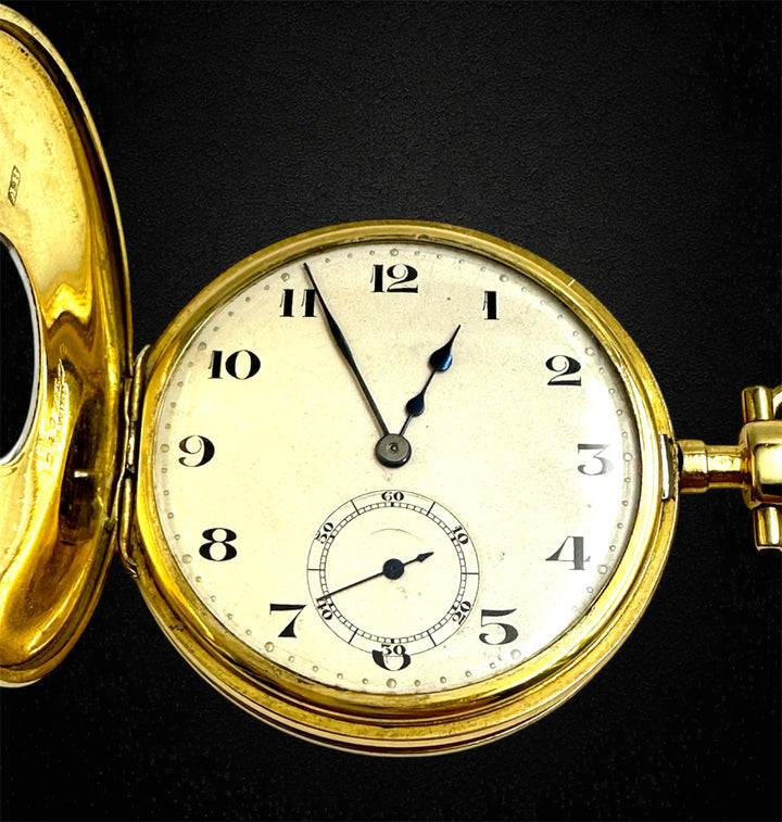 Orologio "occhio di bue" in oro, destinato al mercato inglese.