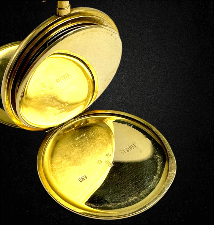 Orologio "occhio di bue" in oro, destinato al mercato inglese.