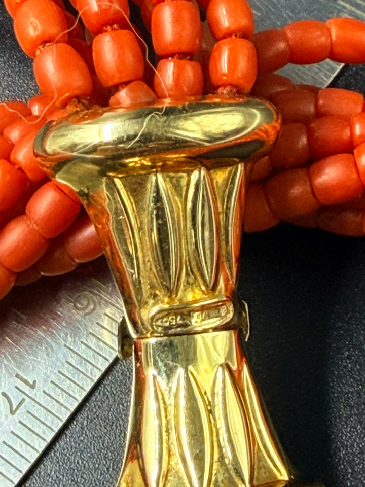 Collana in Corallo Multifilo
