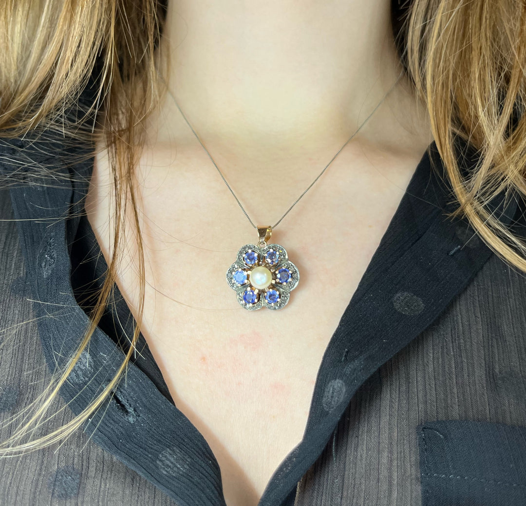 Ciondolo con Zaffiri, Perla e Diamanti