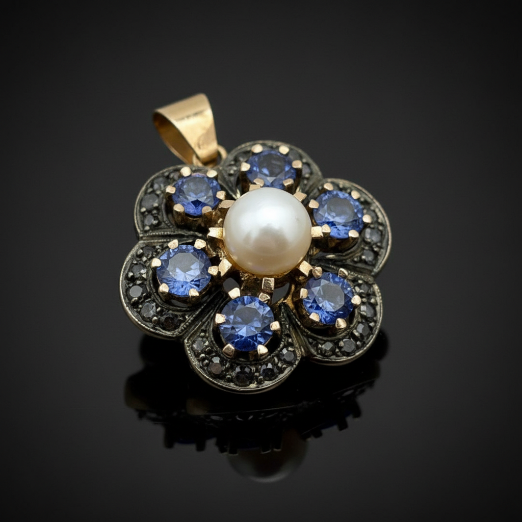 Ciondolo con Zaffiri, Perla e Diamanti