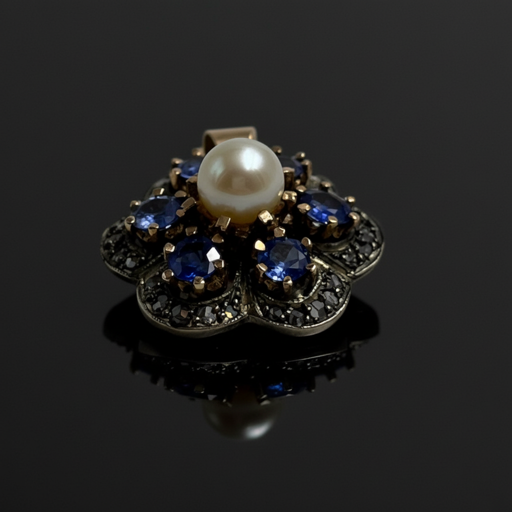 Ciondolo con Zaffiri, Perla e Diamanti