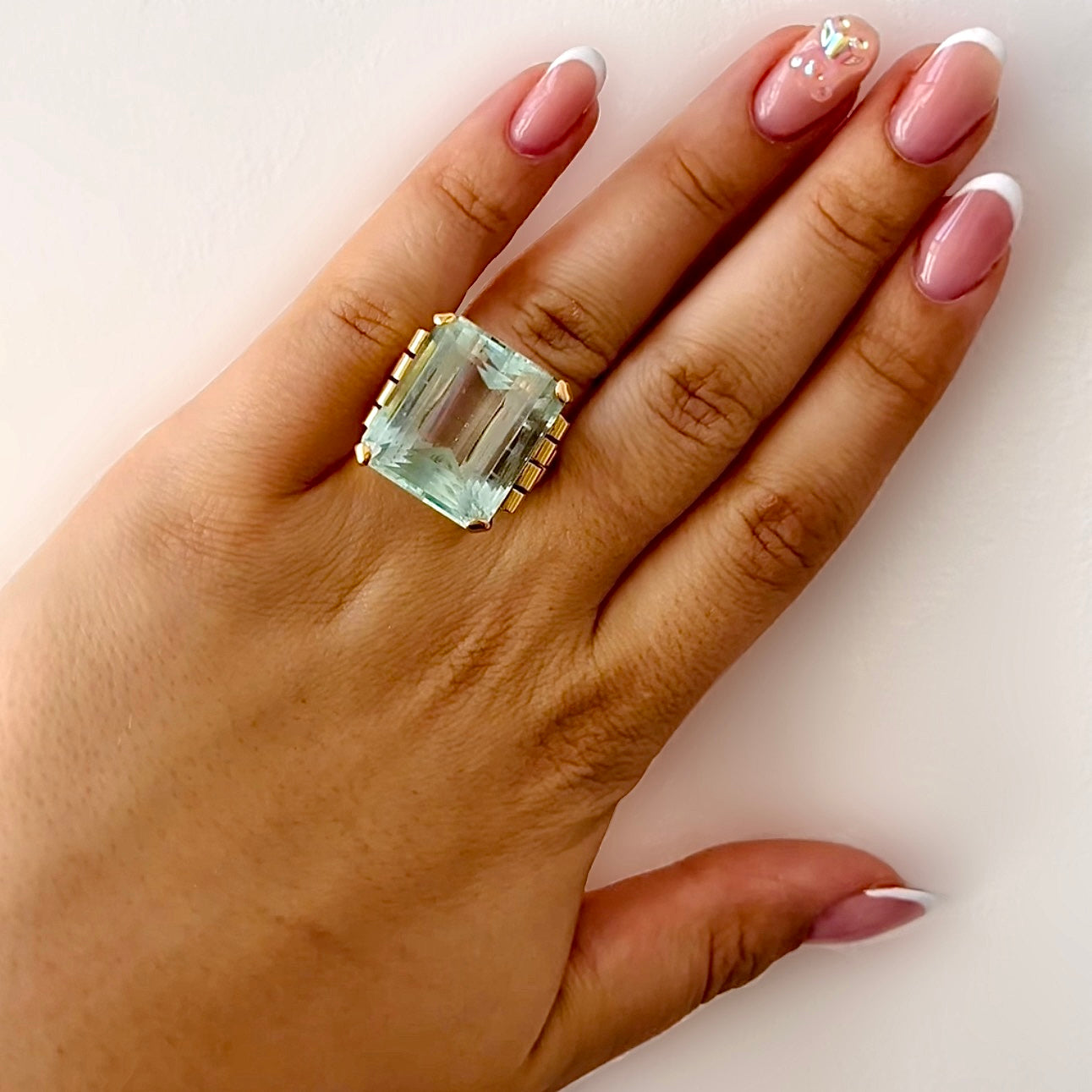 Huge aquamarine (35 ct.) ring, emerald cut.