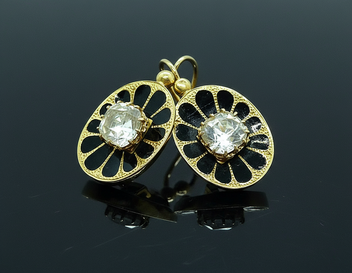 Orecchini Pendenti con Smalti Neri, Impero Austroungarico