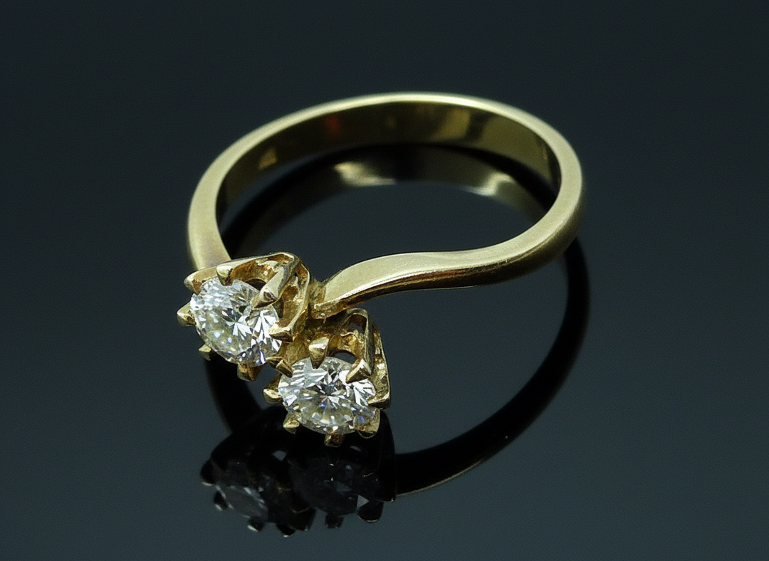 Anello a Contrarier di Diamanti