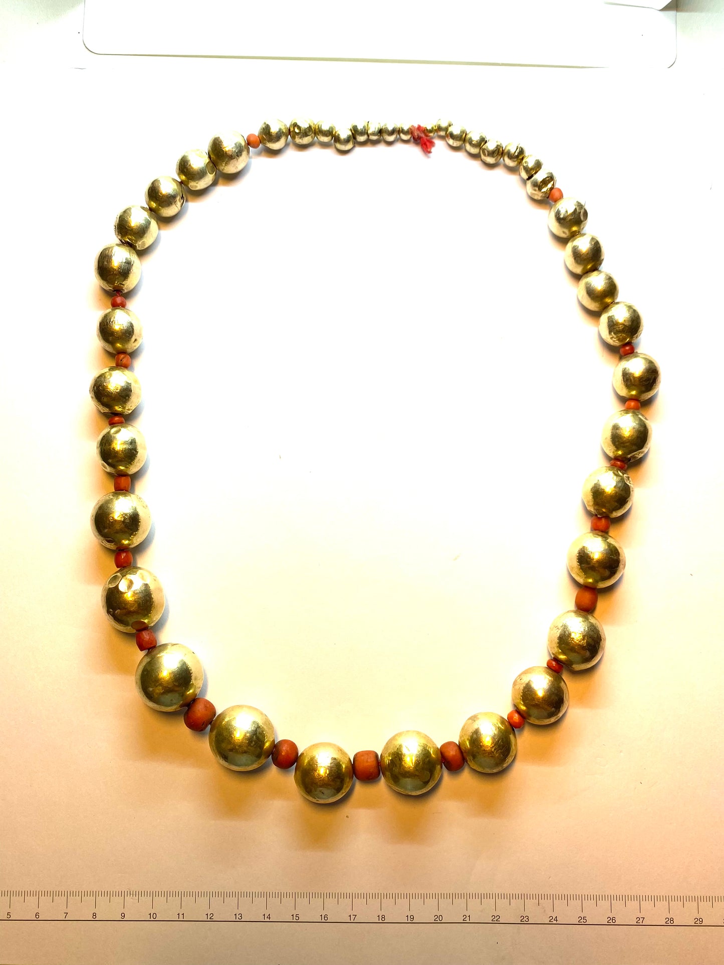 Exceptional gold spheres necklace from the XVIIIth century