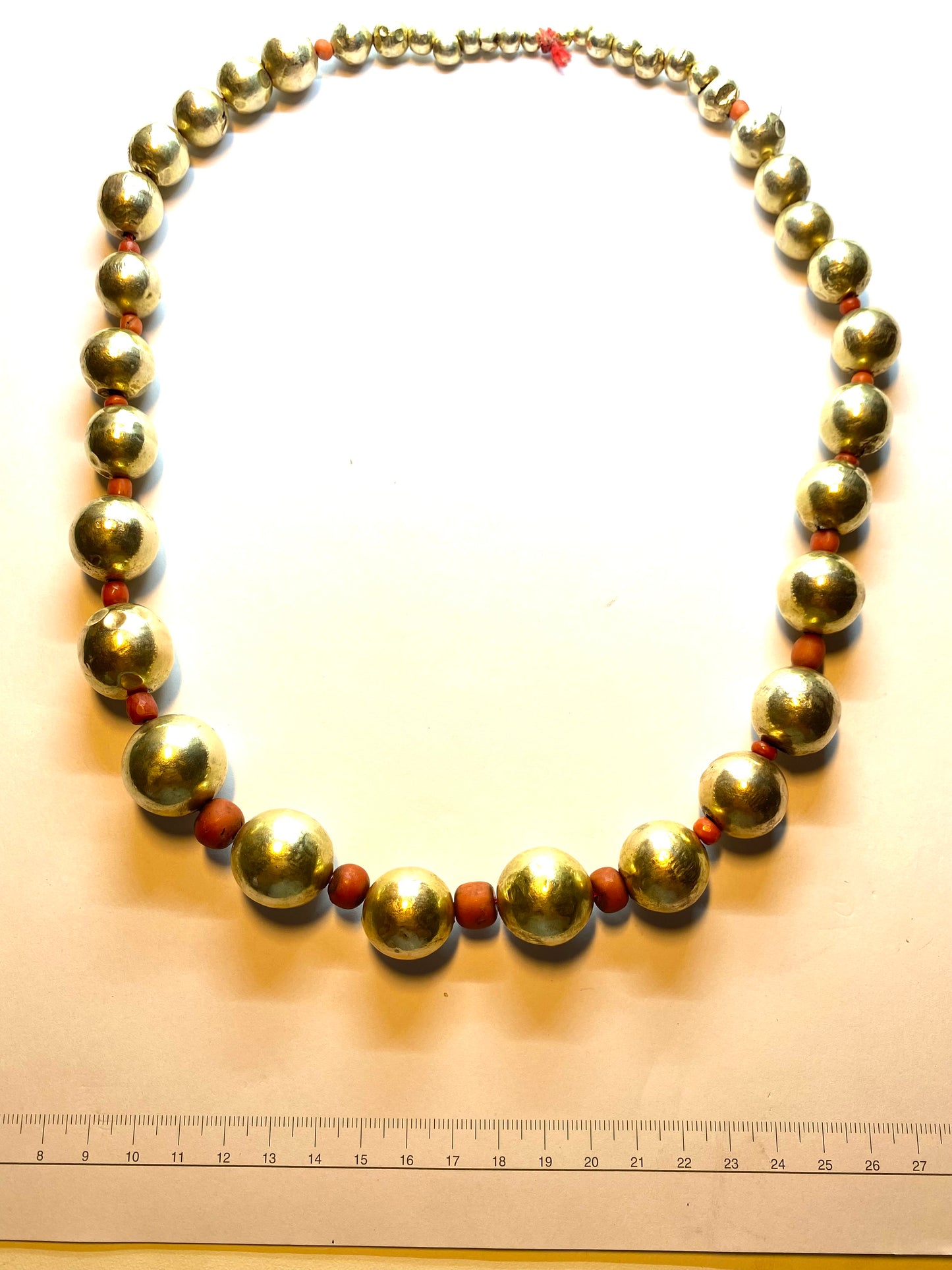 Exceptional gold spheres necklace from the XVIIIth century