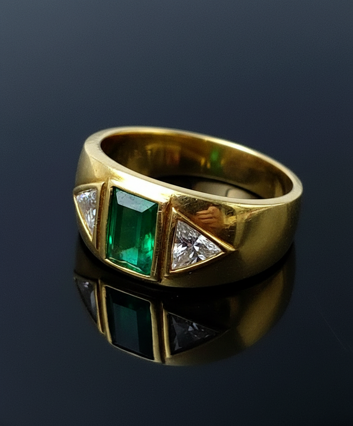 Fascione Bombato con Smeraldo e Diamanti