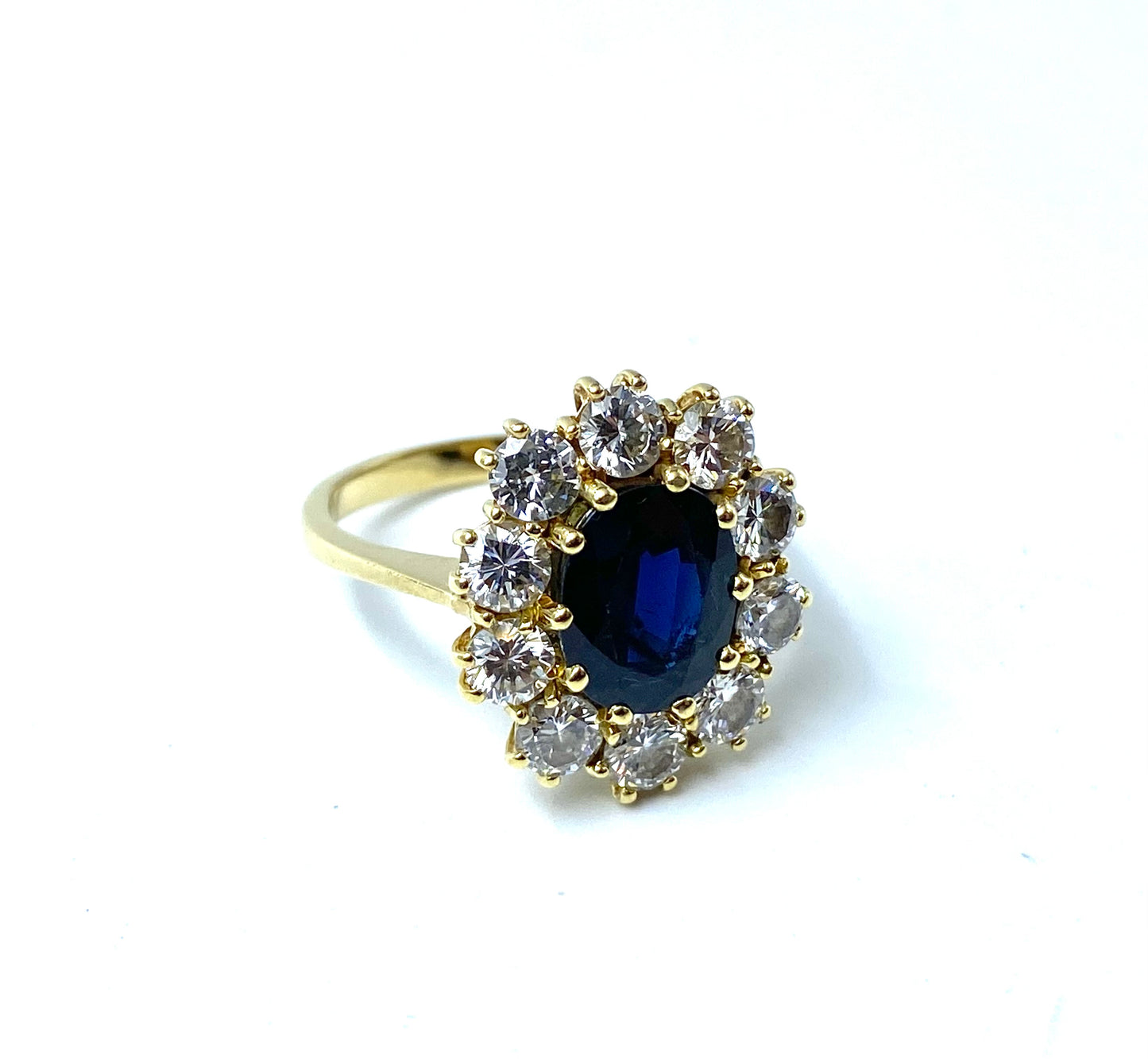 Sparkling Sapphire and Diamonds Ring