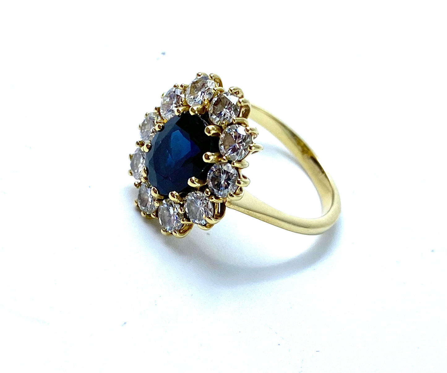 Sparkling Sapphire and Diamonds Ring