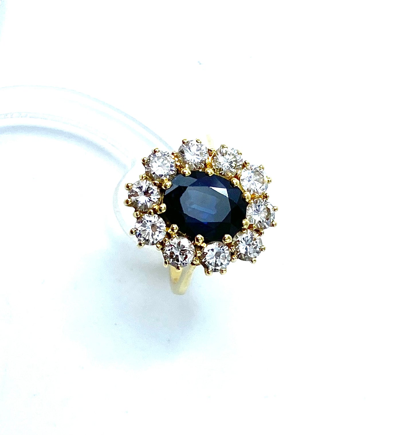 Sparkling Sapphire and Diamonds Ring