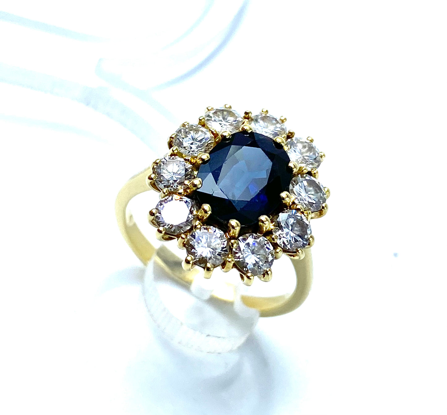 Sparkling Sapphire and Diamonds Ring