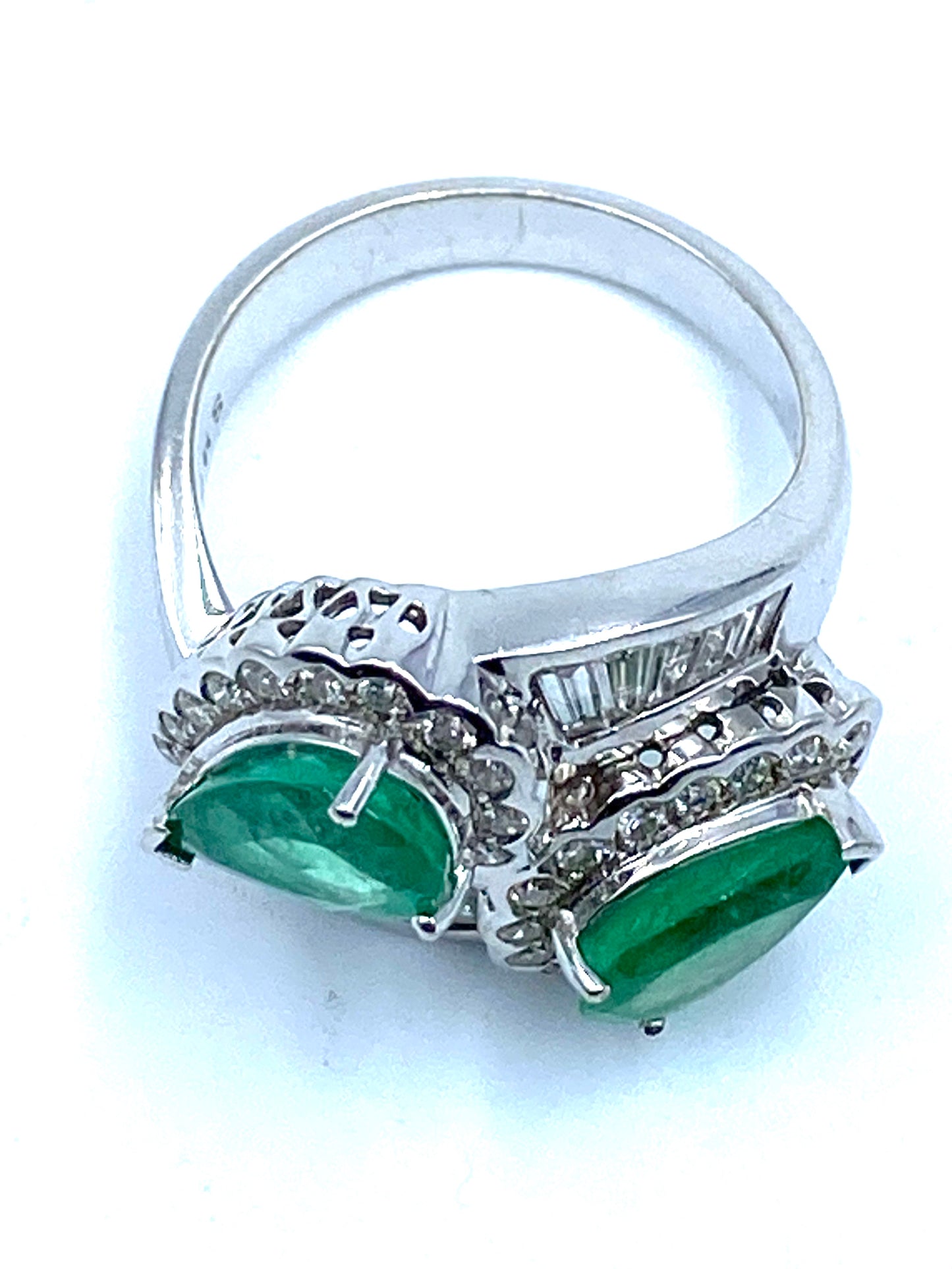 Emerald drops and diamonds ring