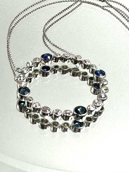 Round diamond pendant