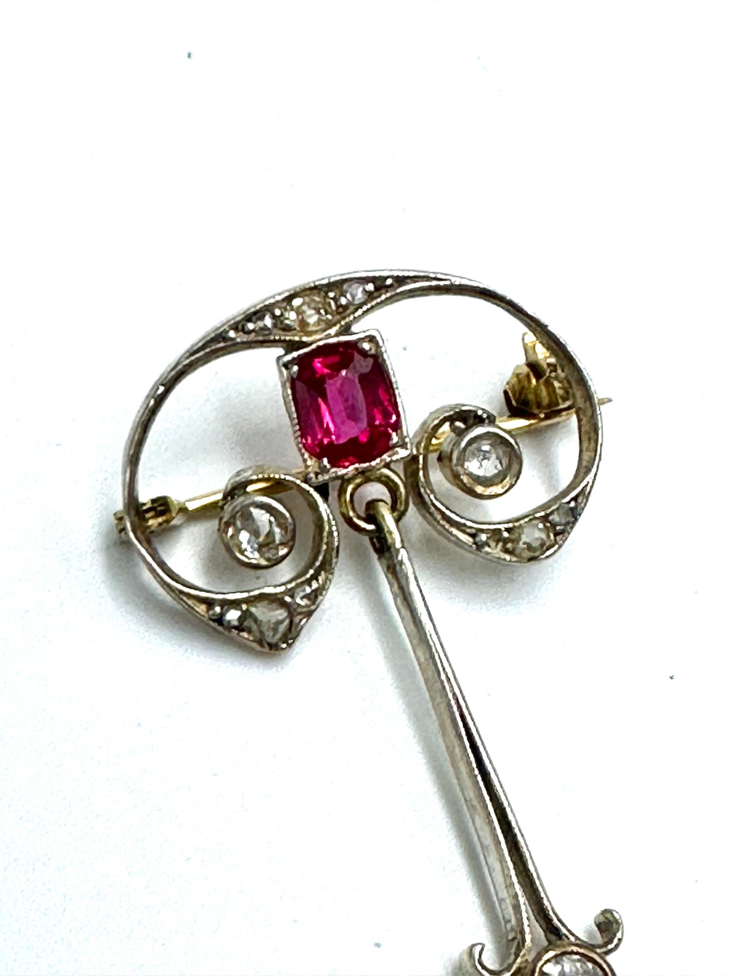 Art nouveau pendant, ruby and diamonds