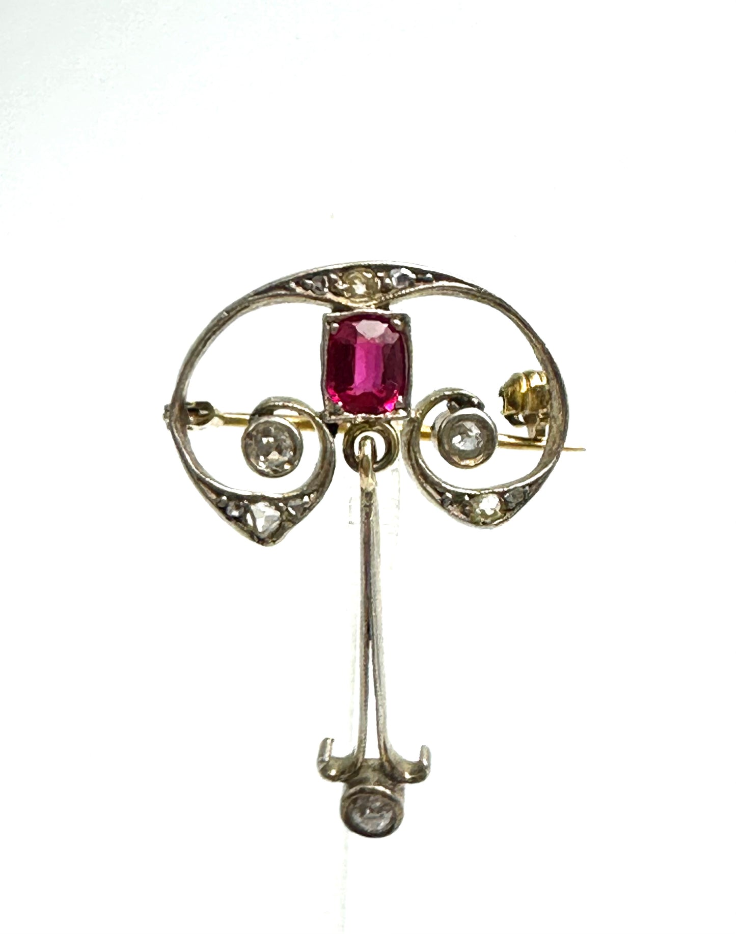 Art nouveau pendant, ruby and diamonds