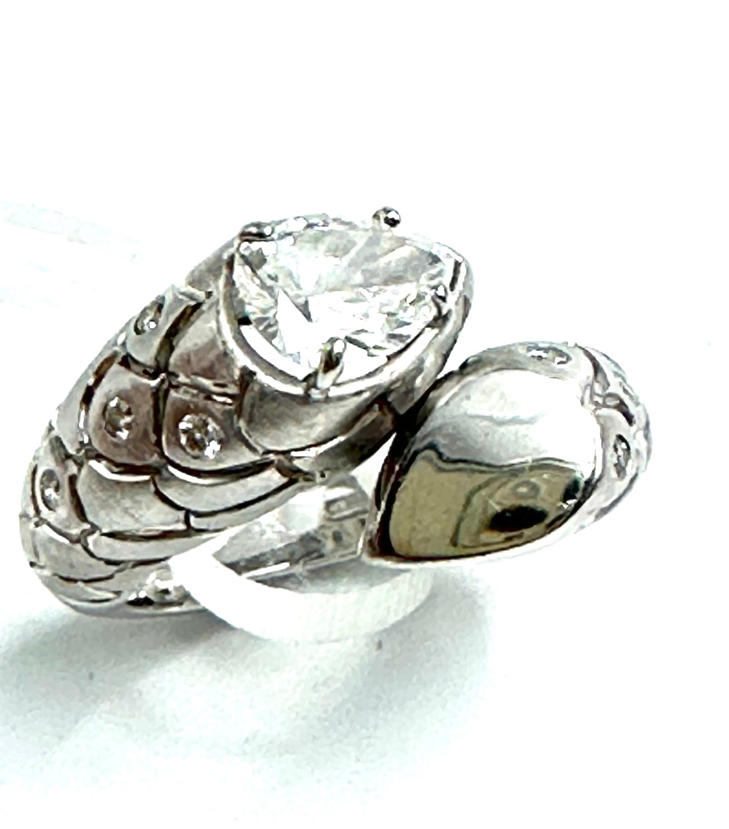 Janesich Snake Diamond Ring