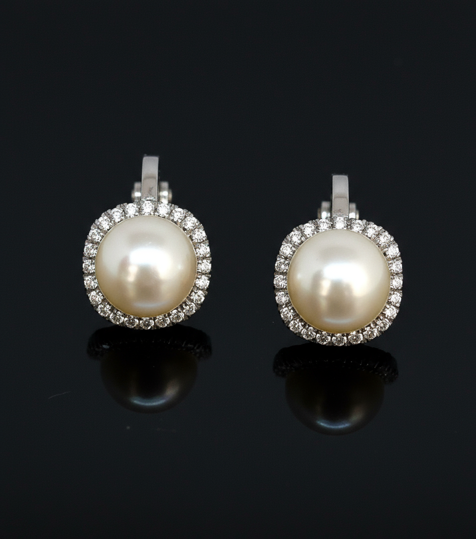 Orecchini con Perla Naturale e Diamanti