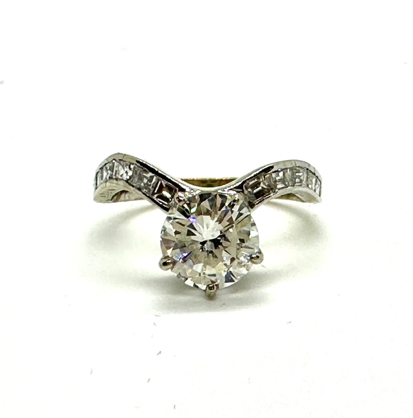 Sparkling engagement ring with - diamond ct. 1.73