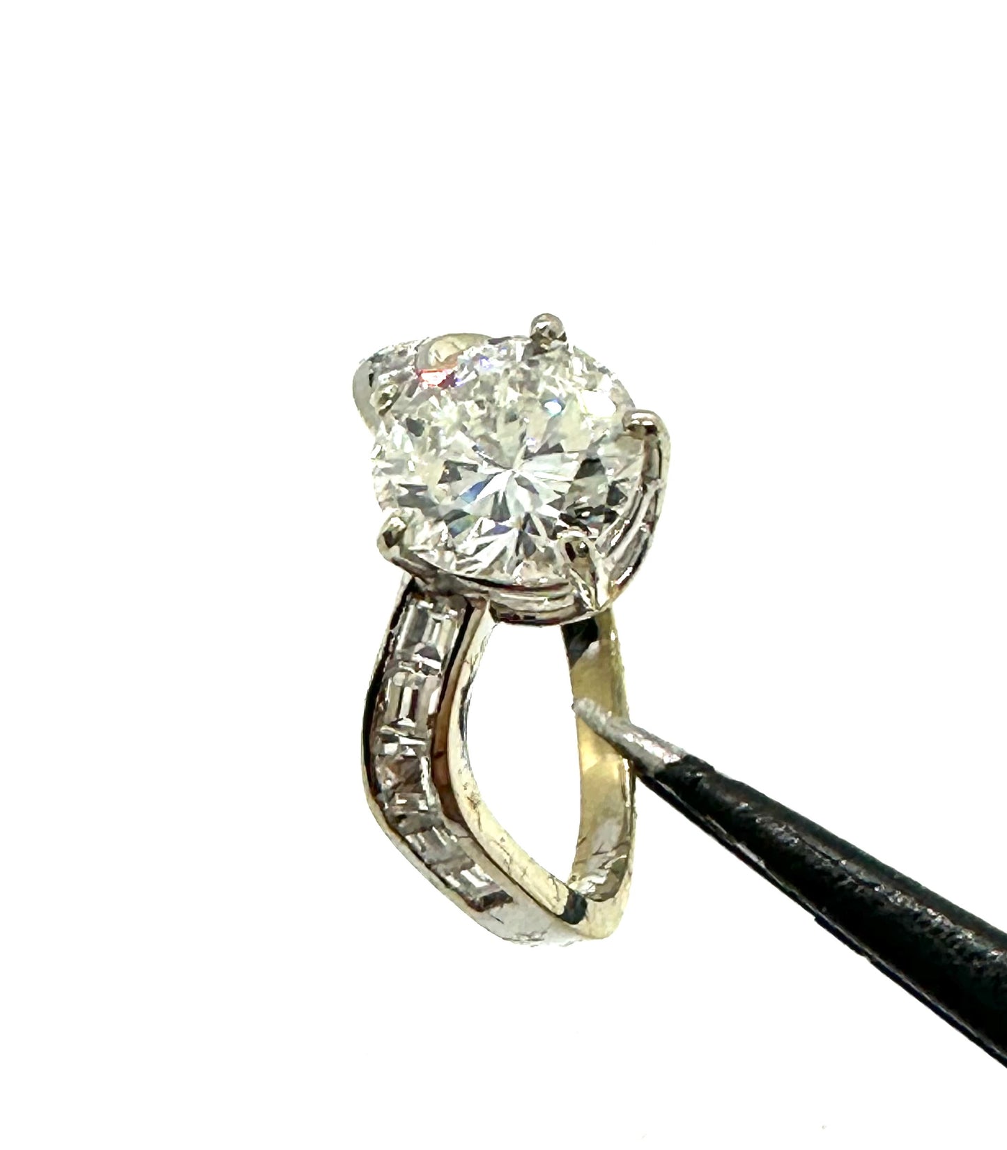 Sparkling engagement ring with - diamond ct. 1.73