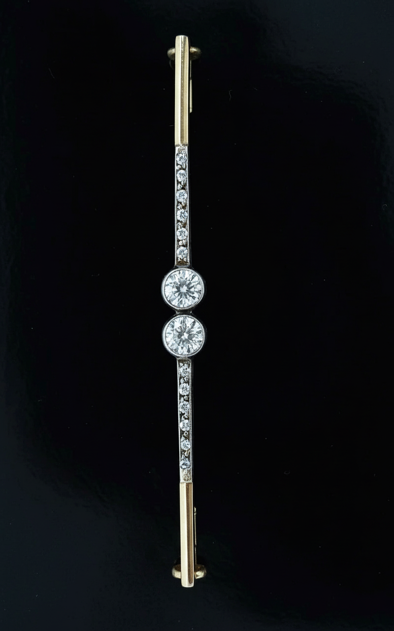 Yellow gold bar pin, circa 1900