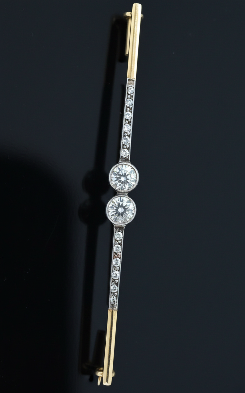 Yellow gold bar pin, circa 1900