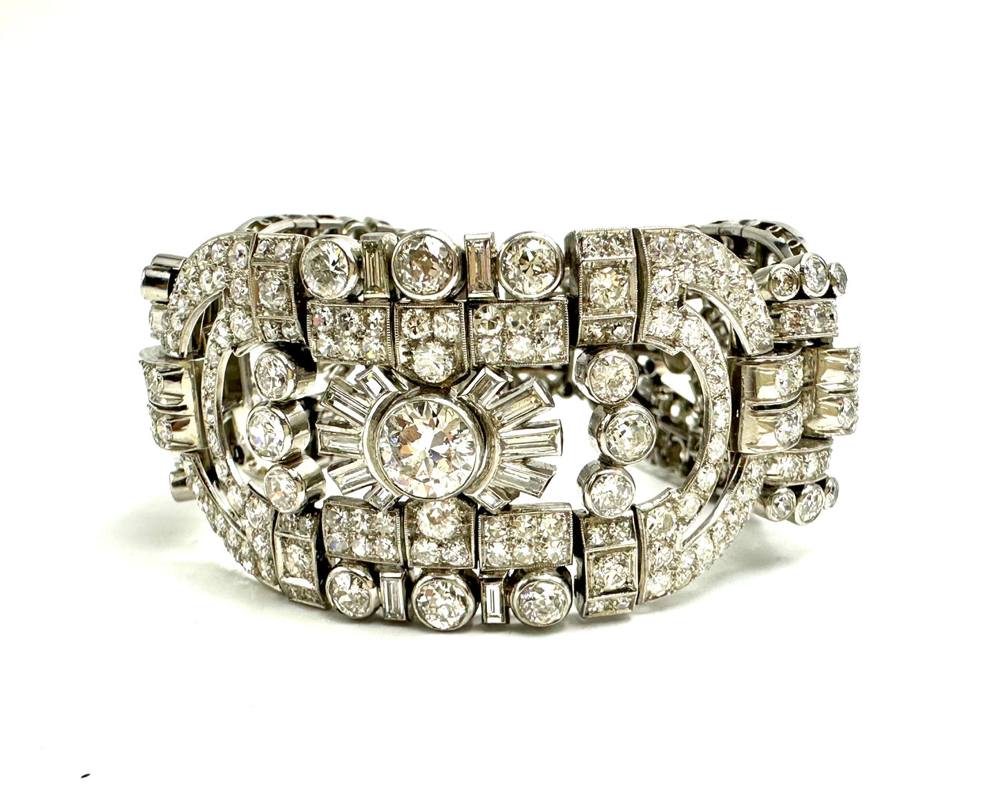 Rare art deco bracelet with diamonds, over 28 ct. Austro-Hungaric Empire