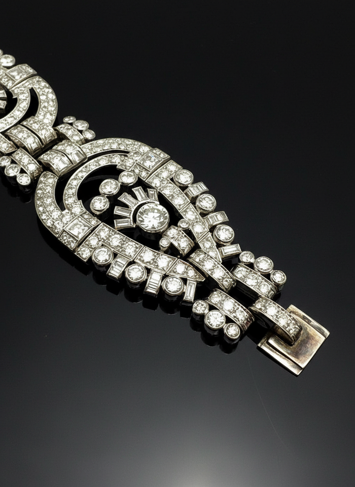 Rare art deco bracelet with diamonds, over 28 ct. Austro-Hungarian Empire