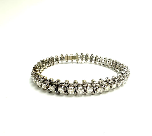 Exclusive diamonds bracelet