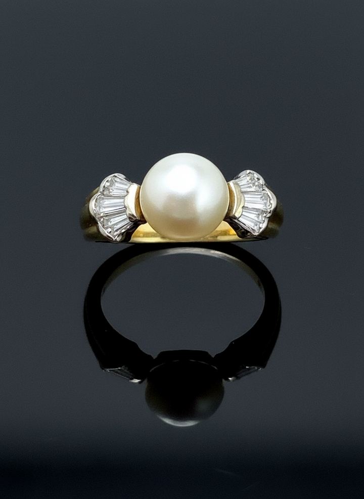 Anello con Perla e Diamanti