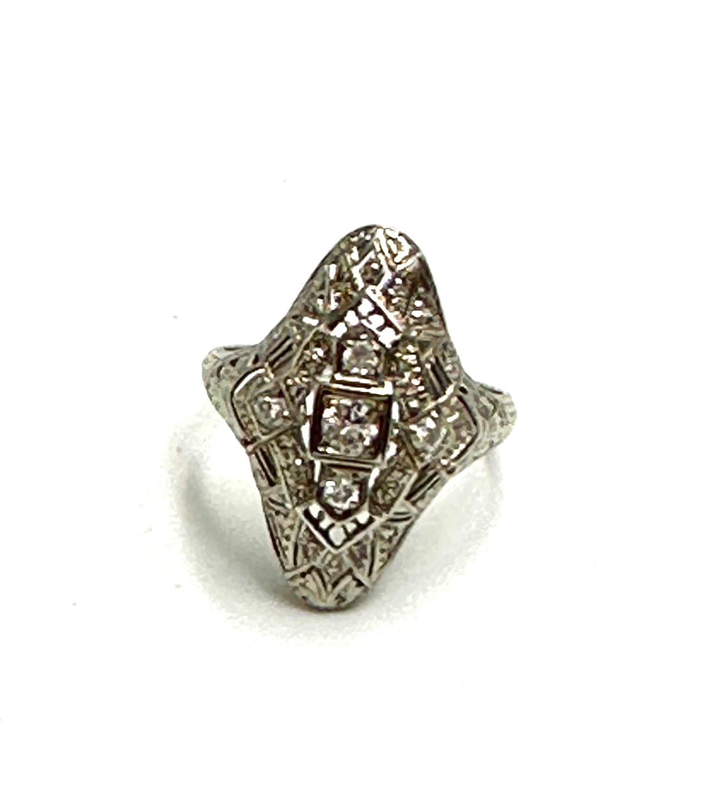 Stunning French-made Art Nouveau ring