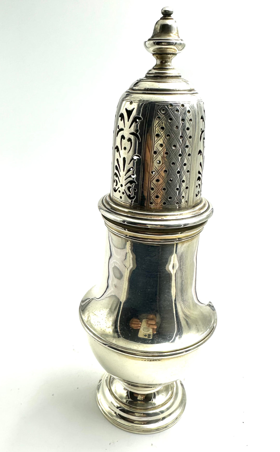 Refined English sugar sifter, by Daniel & John Wellby