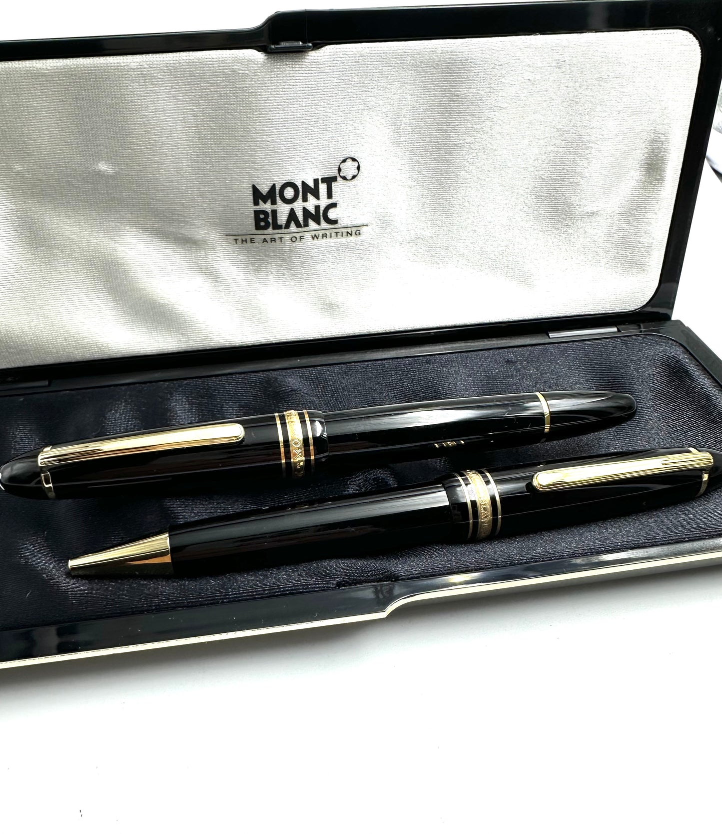 Montblanc Set of Meisterstück Ballpoint and Fountain Pen