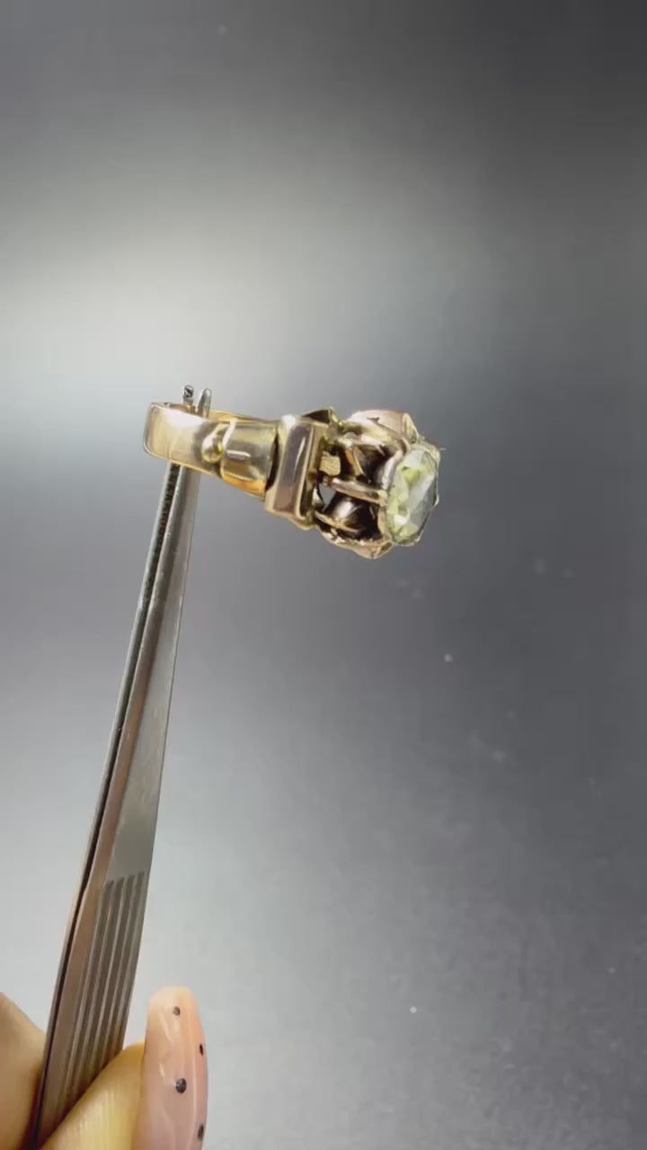 Solitario Anni '20 con Diamante Fancy