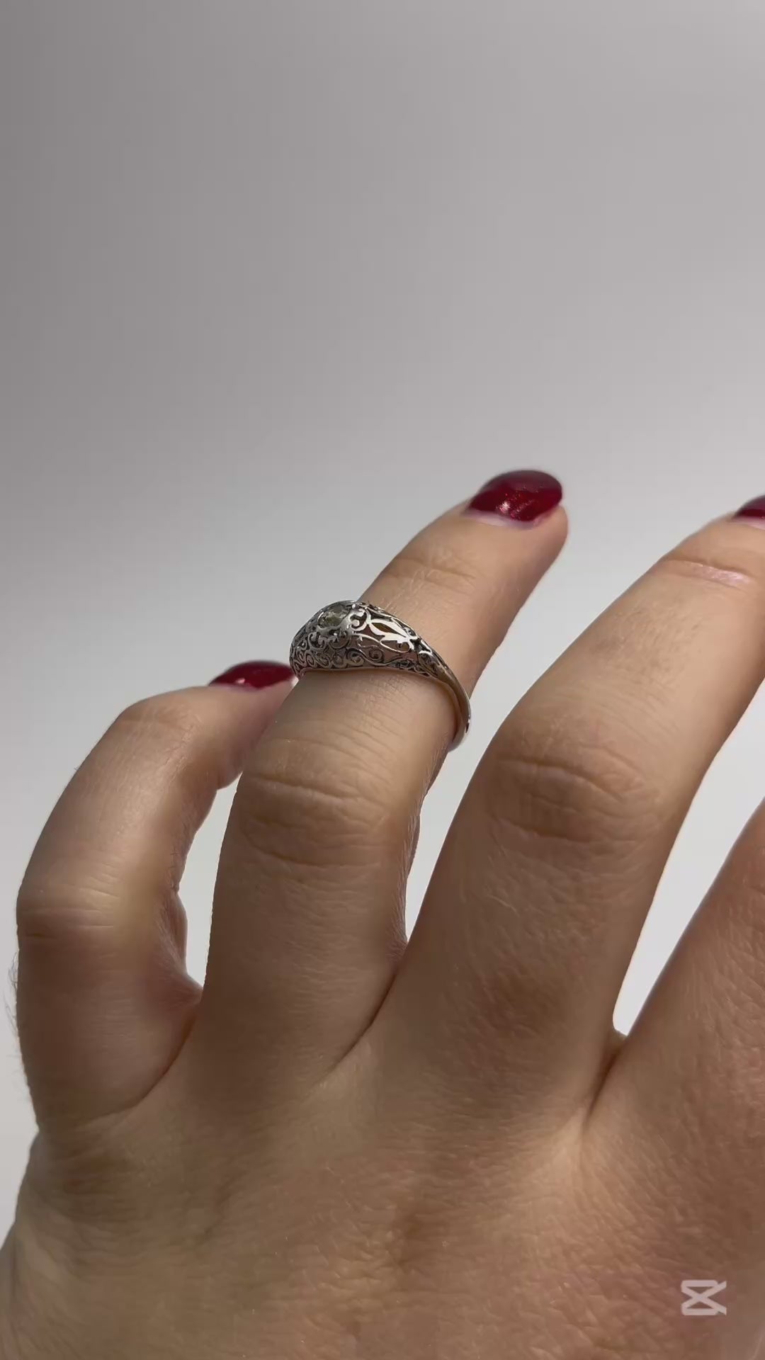 Anello Liberty con Trama Traforata