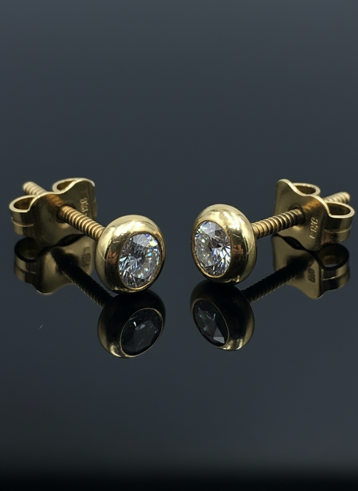 Yellow gold diamond earrings